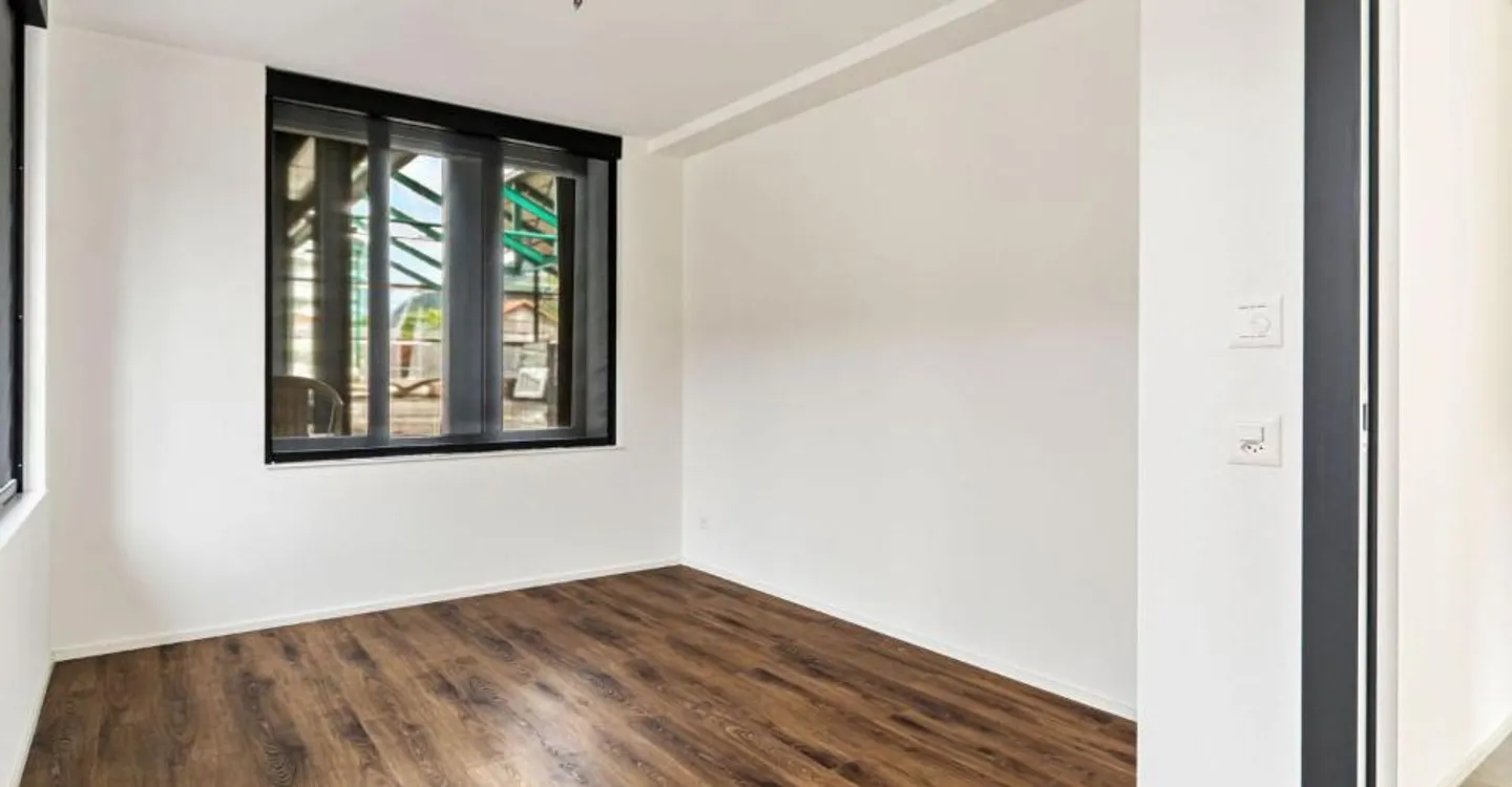 Courtelary, magnificent 4.5 room apartment on the ground floor - Photo 6 of 11