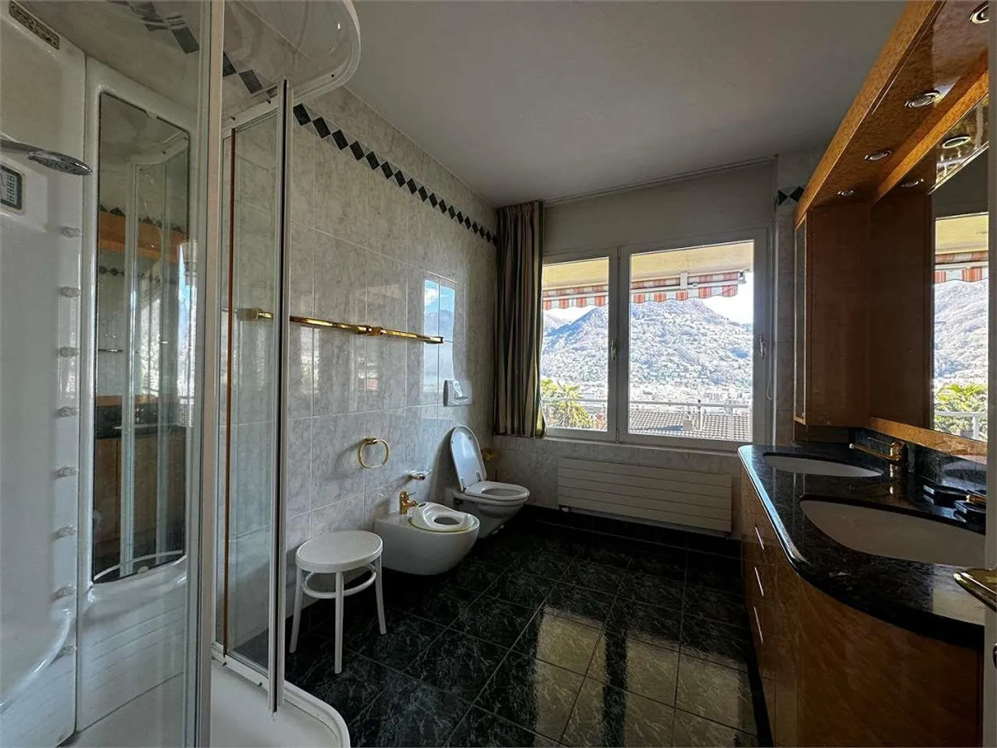 Réf. 2645 Résidence Élégante de 400 m² avec Vue sur le Lac à Lugano - Photo 11 sur 13