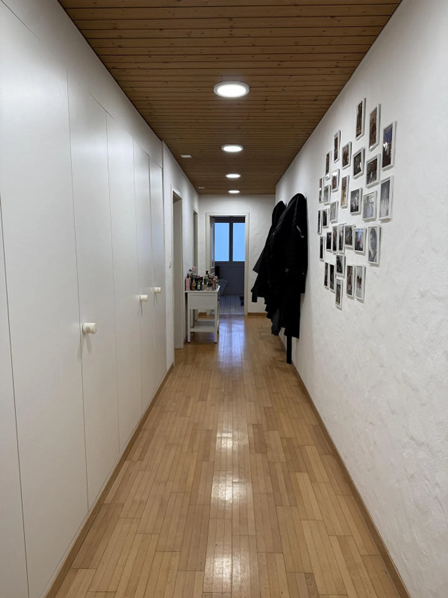 Appartement temporaire et spacieux à l'est de la ville - Photo 6 sur 19