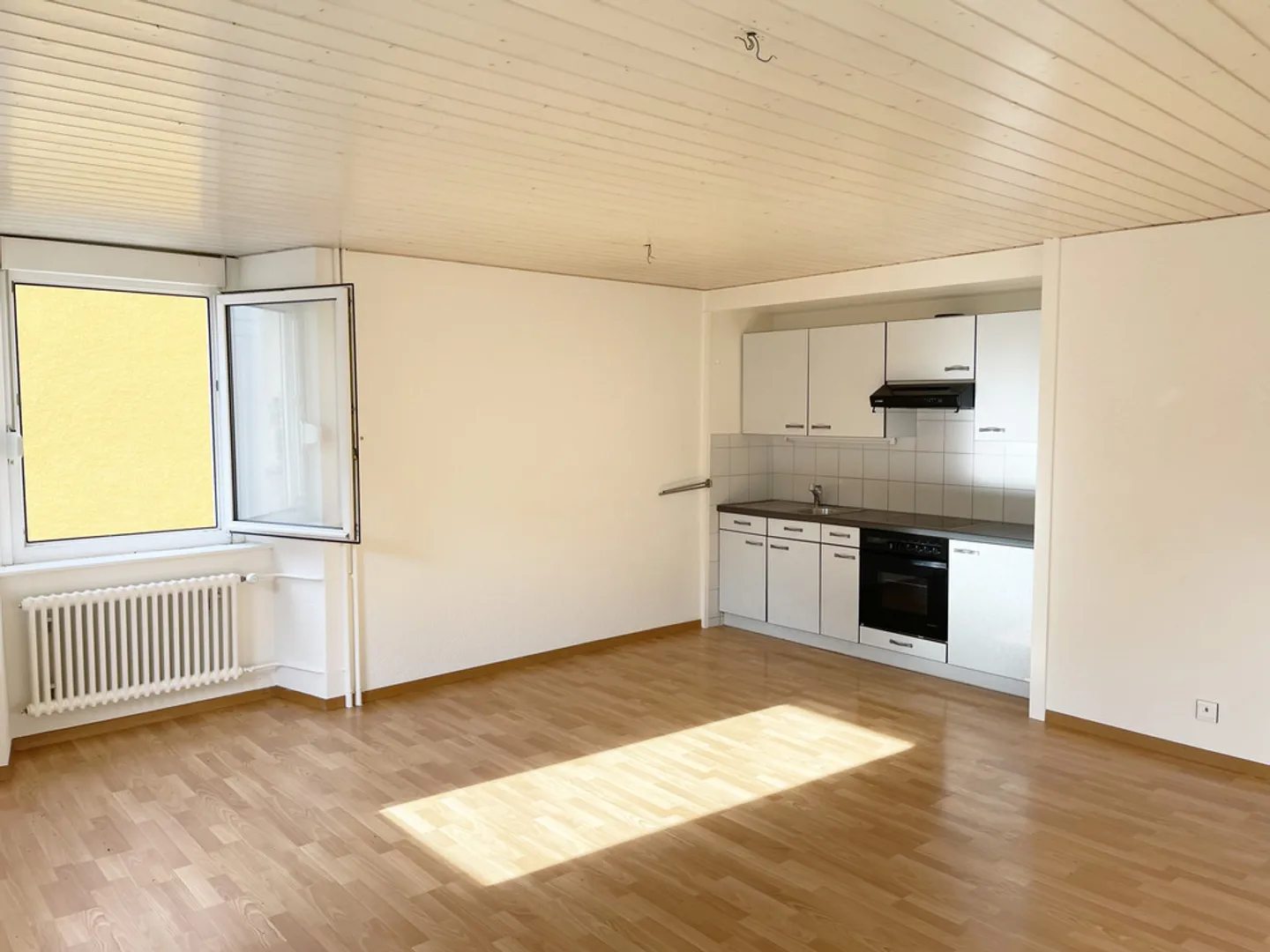 Wohnung - Foto 1 von 5