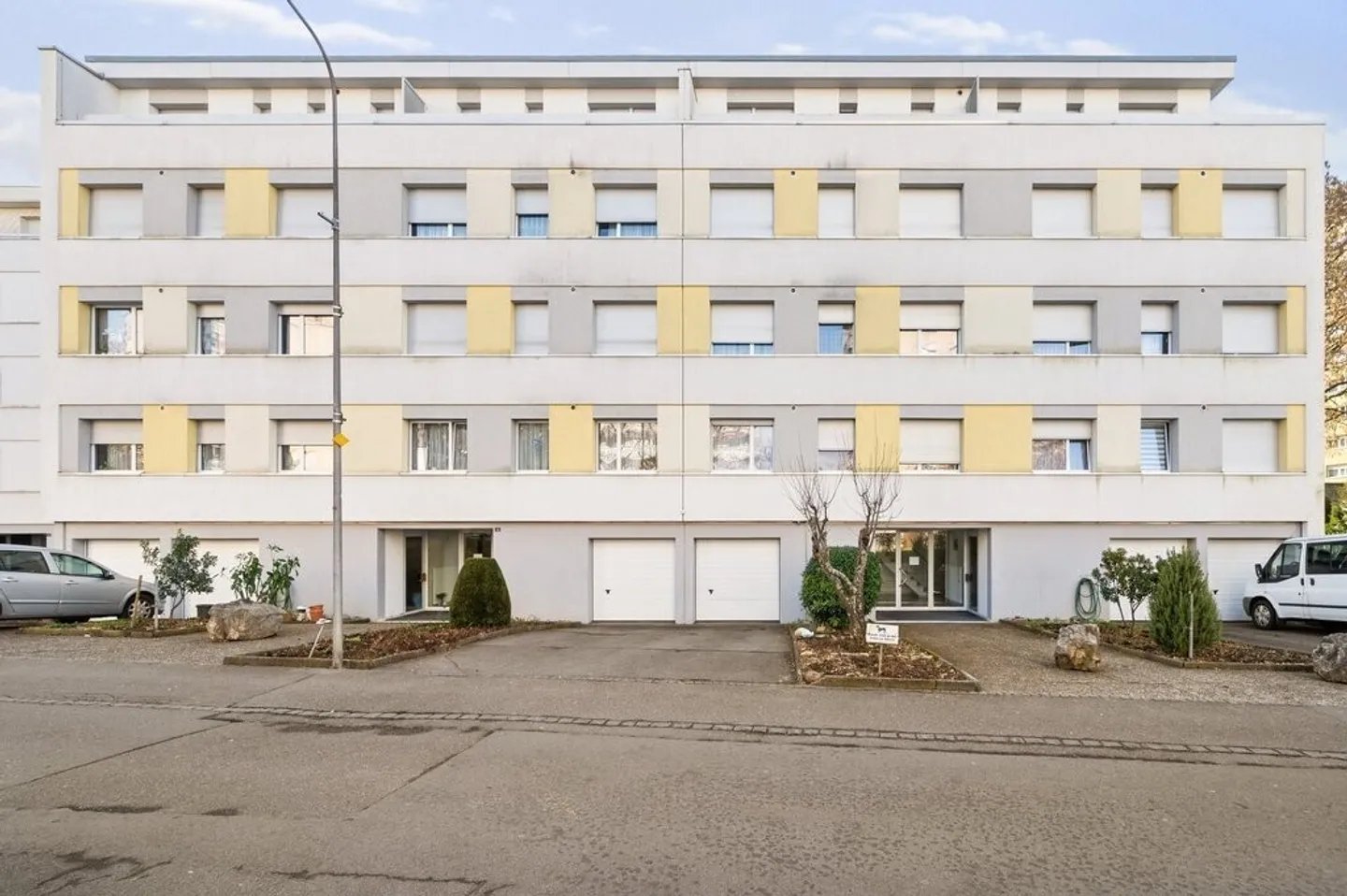 Bright 3-Room Apartment in Basel - Photo 1 of 6