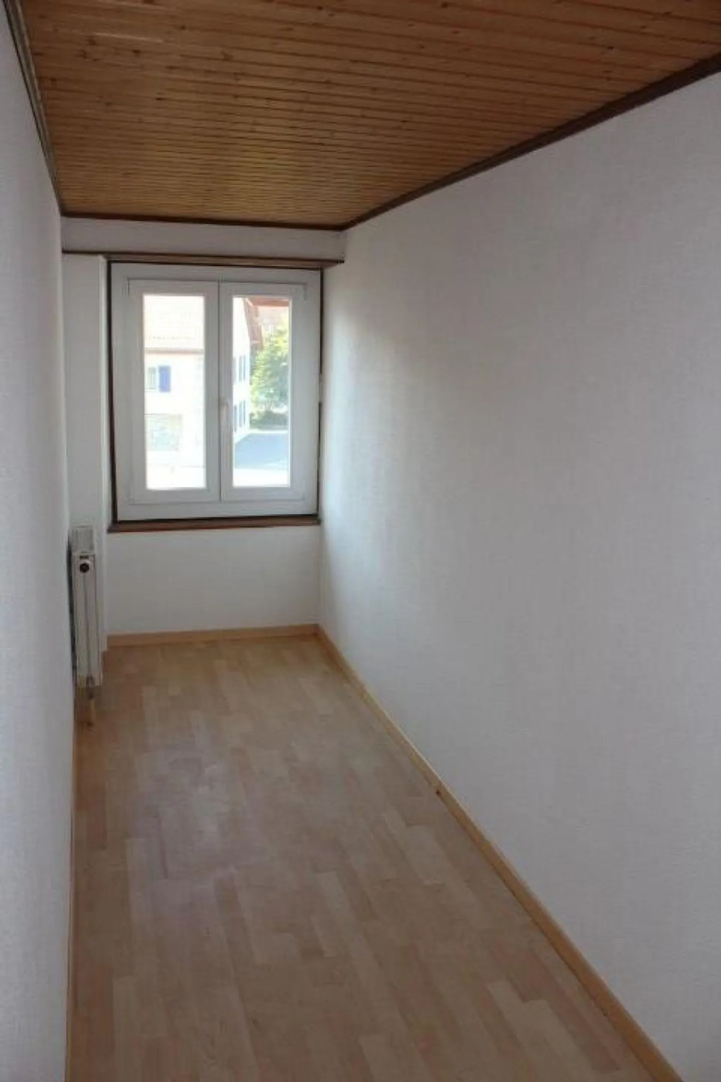 Apartment in the heart of a village - Photo 4 of 6