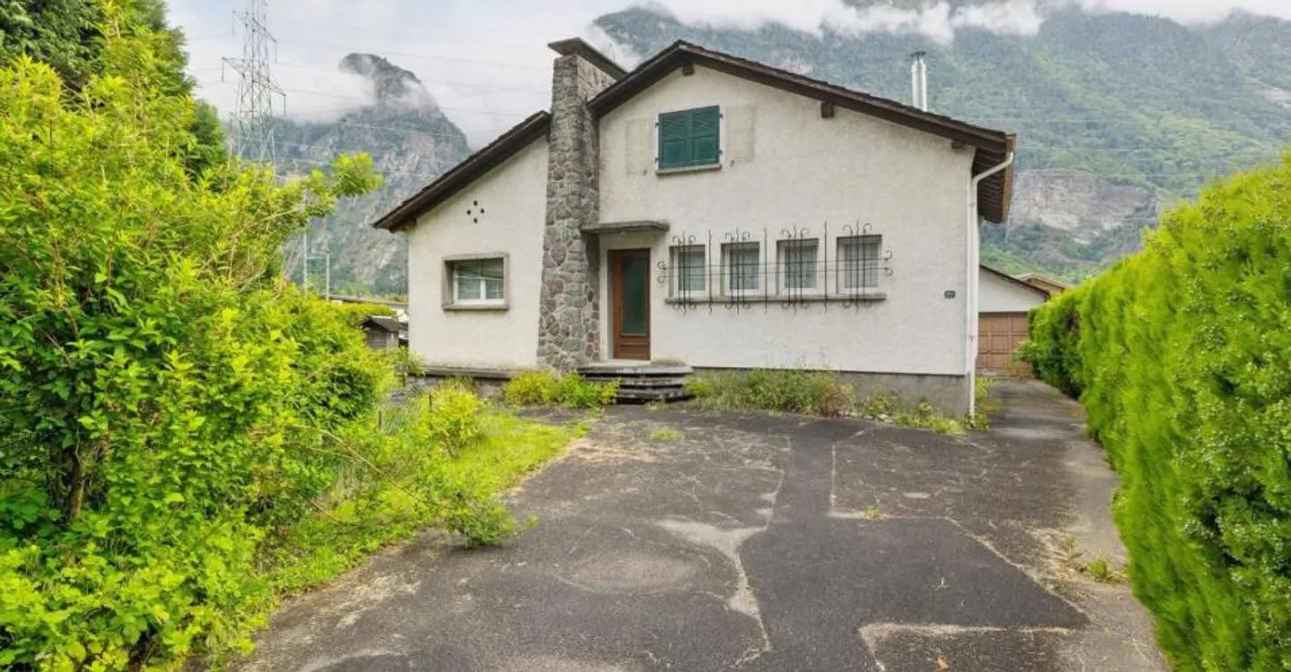 Villa indipendente da ristrutturare - Foto 1 di 12