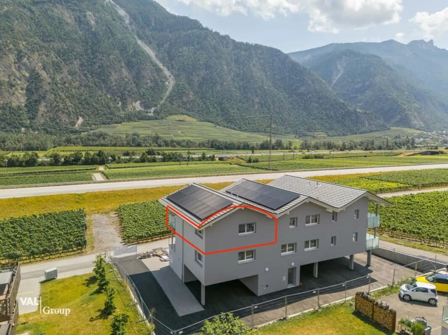 Magnifico attico di 3,5 stanze nuovo con balcone - Foto 2 di 9