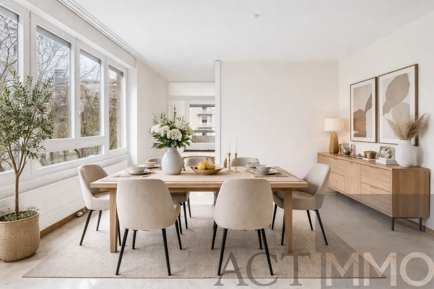 Magnificent 183 m2 apartment with two loggias in Champel - Photo 2 of 8