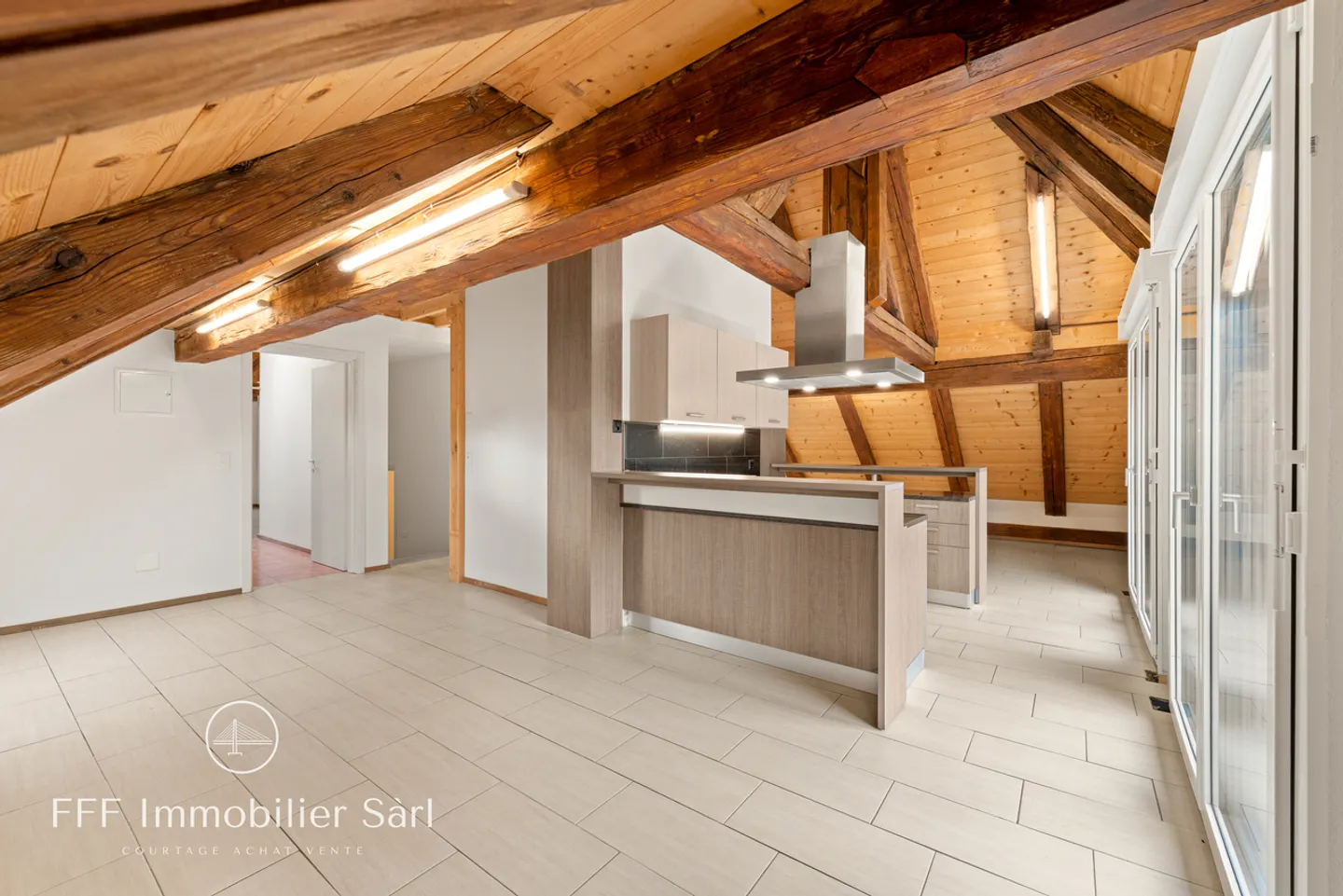 Charming Attic Apartment with Castle View - Photo 7 of 19