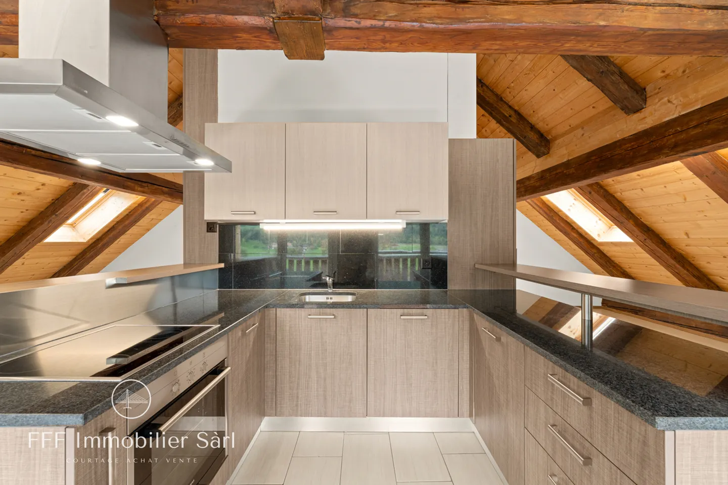 Charming Attic Apartment with Castle View - Photo 9 of 19