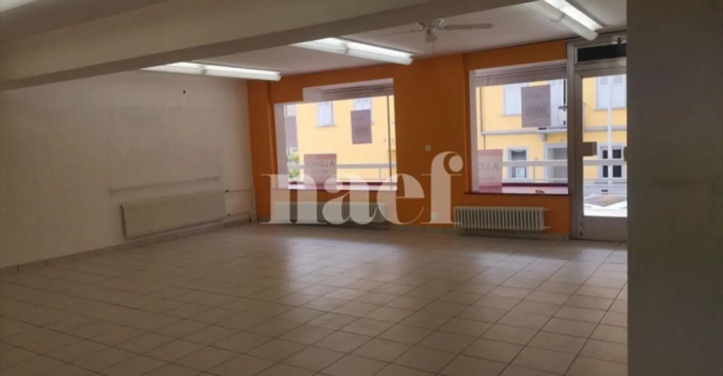 Edificio ad uso misto in affitto - Foto 7 di 11