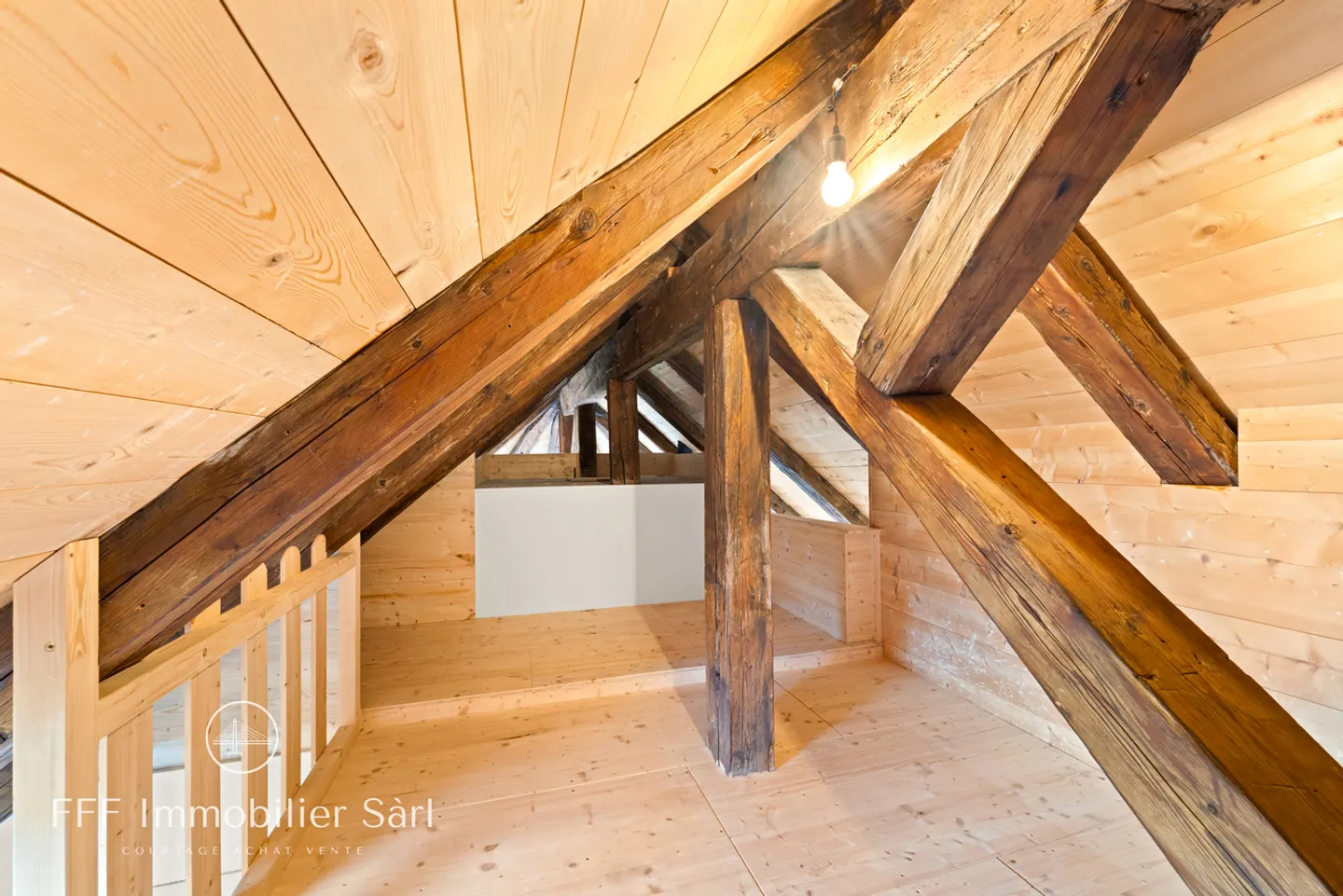 Charming Attic Apartment with Castle View - Photo 15 of 19