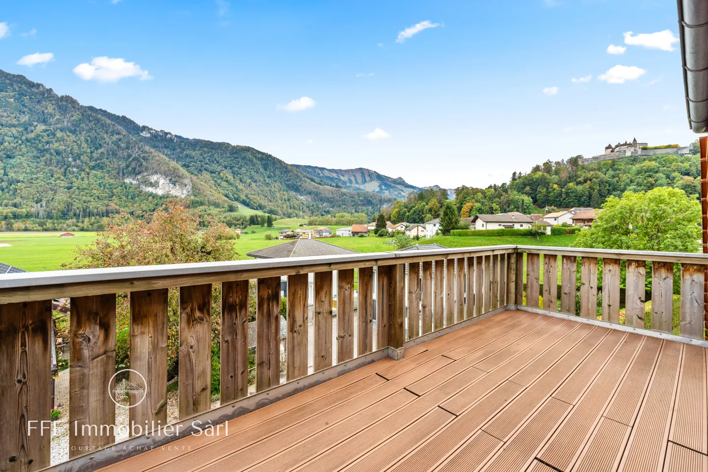 Charming Attic Apartment with Castle View - Photo 19 of 19
