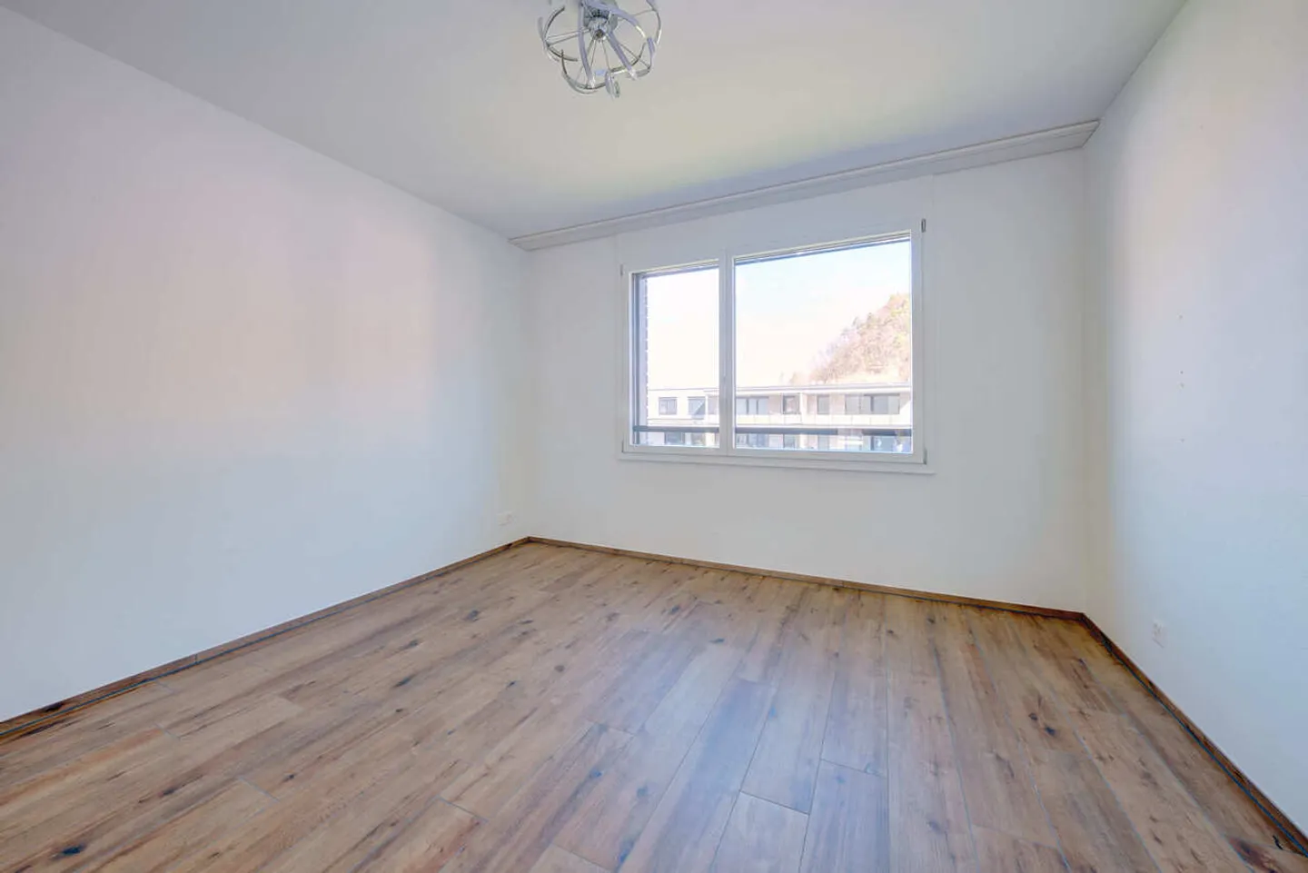 Modern Living - Photo 4 of 10