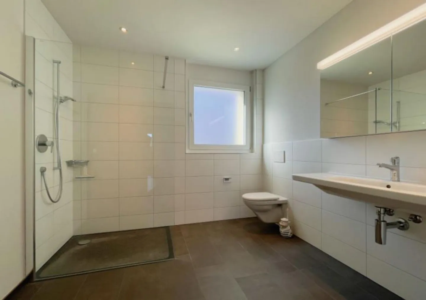 Appartamento attico con grande terrazza - Foto 9 di 12