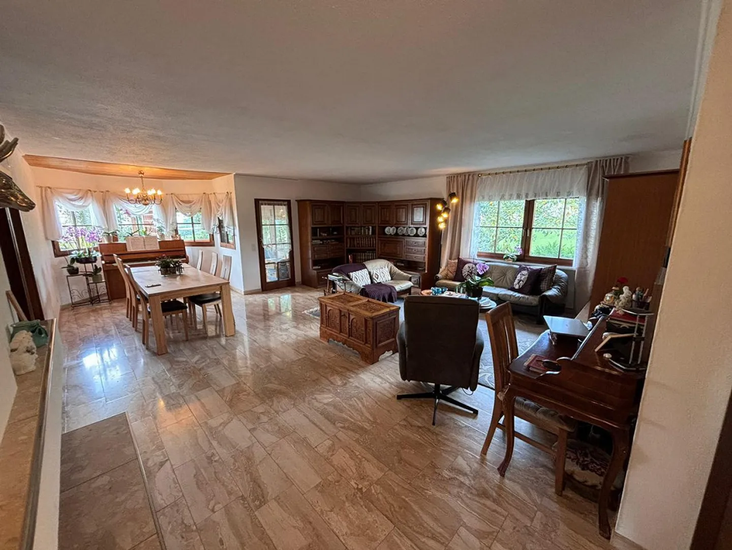 Freistehendes Einfamilienhaus mit Panoramablick - Foto 9 von 20