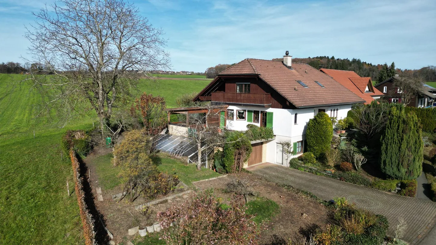Freistehendes Einfamilienhaus mit Panoramablick - Foto 5 von 20