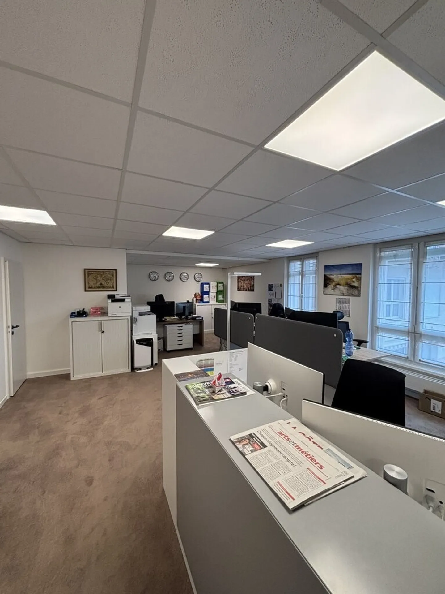 Grande surface commerciale à Nyon - Photo 4 sur 8