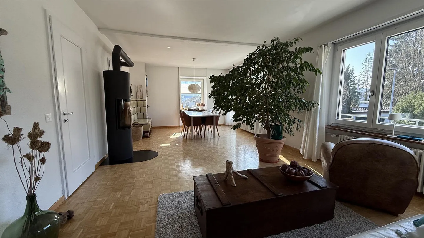 Incantevole Casa Familiare con Giardino - Foto 11 di 24