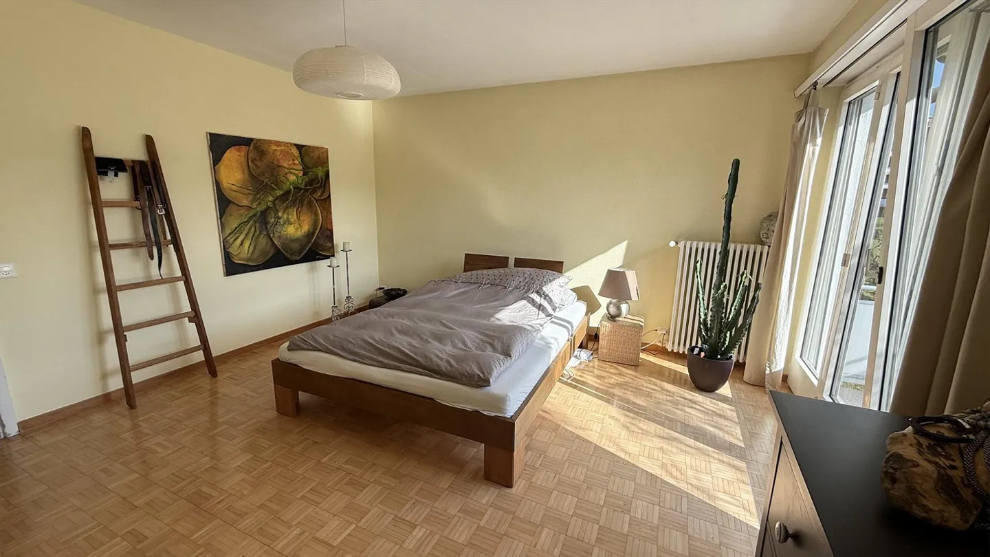 Incantevole Casa Familiare con Giardino - Foto 18 di 24