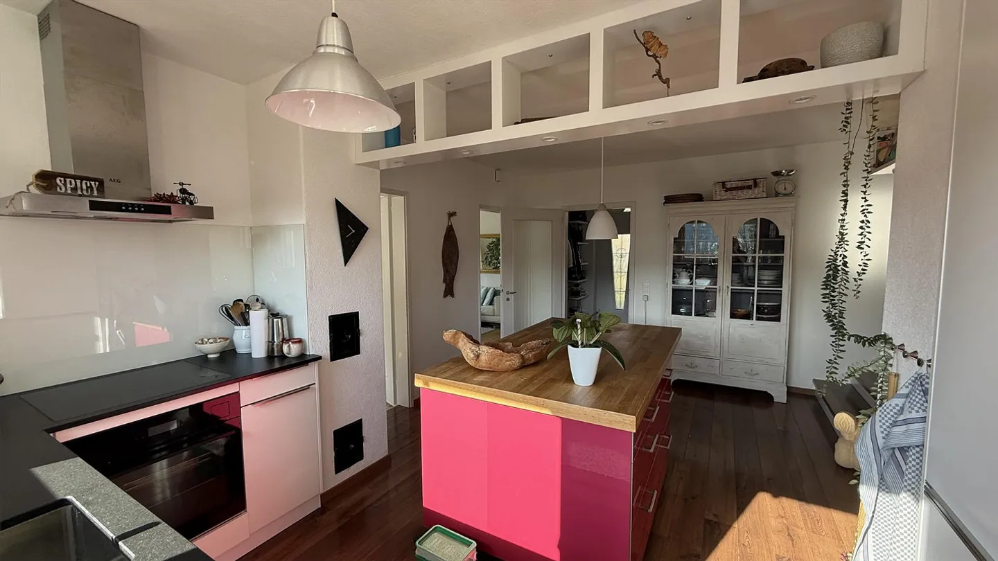 Incantevole Casa Familiare con Giardino - Foto 14 di 24