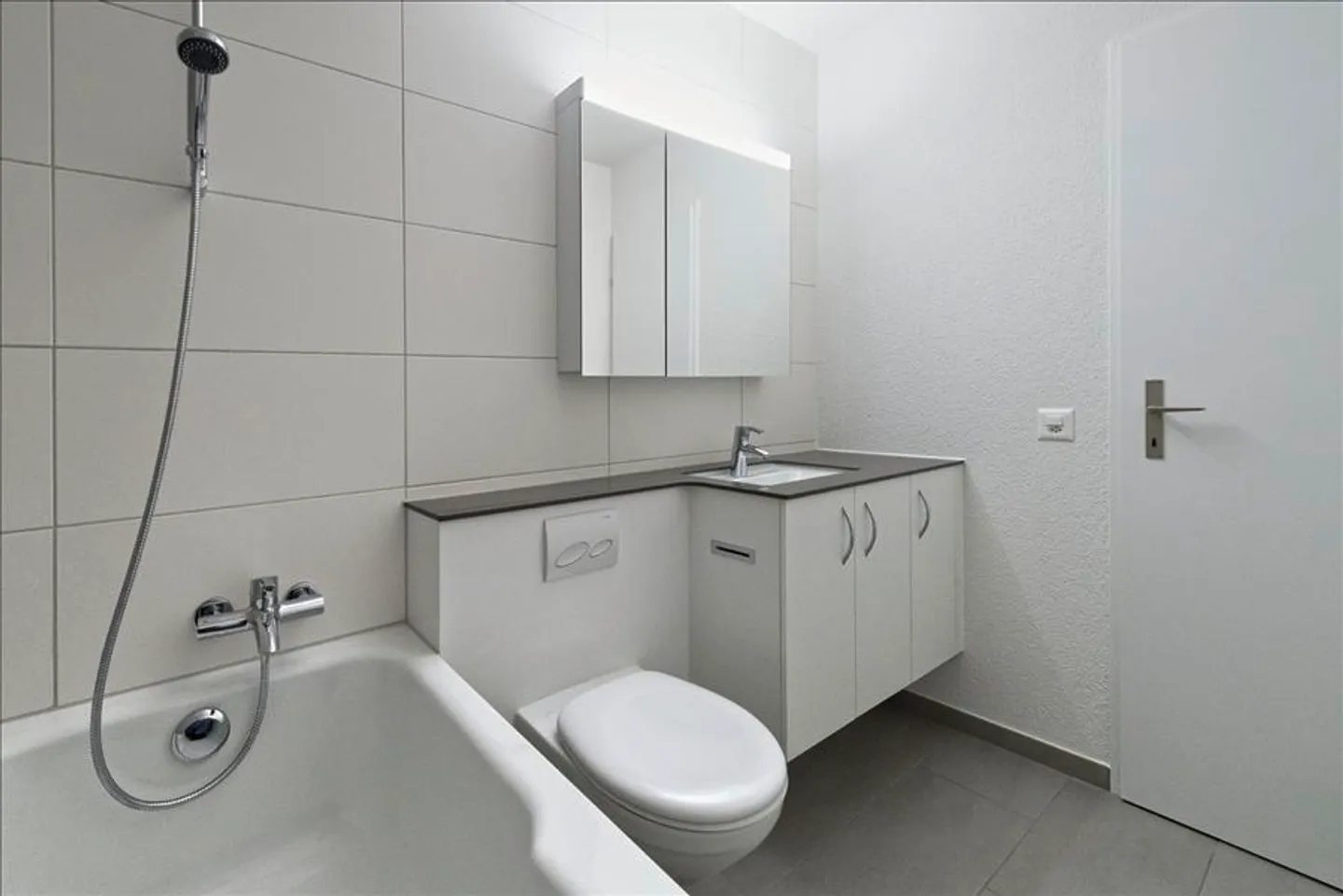 Here you feel at home - Rent without deposit! - Photo 9 of 10