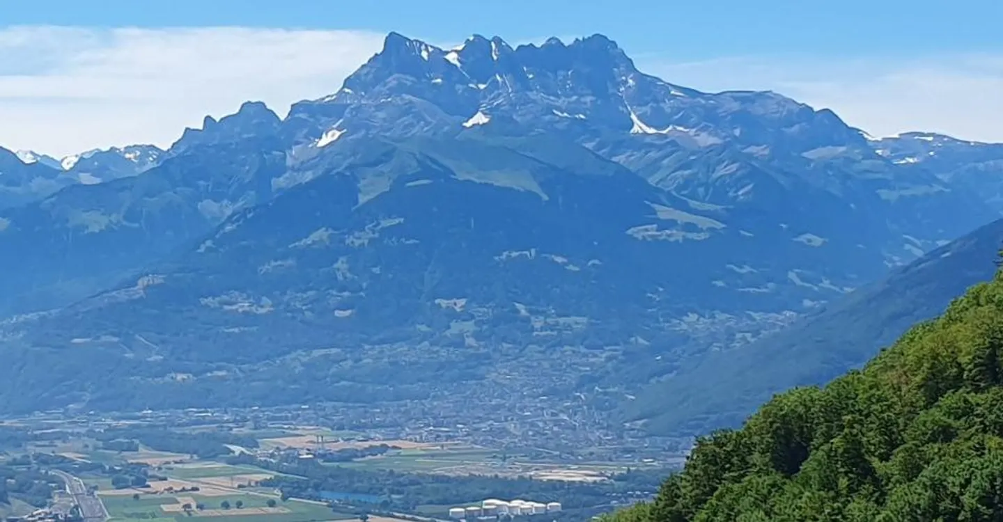 Chalet Incantevole con Vista Mozzafiato - Foto 5 di 13