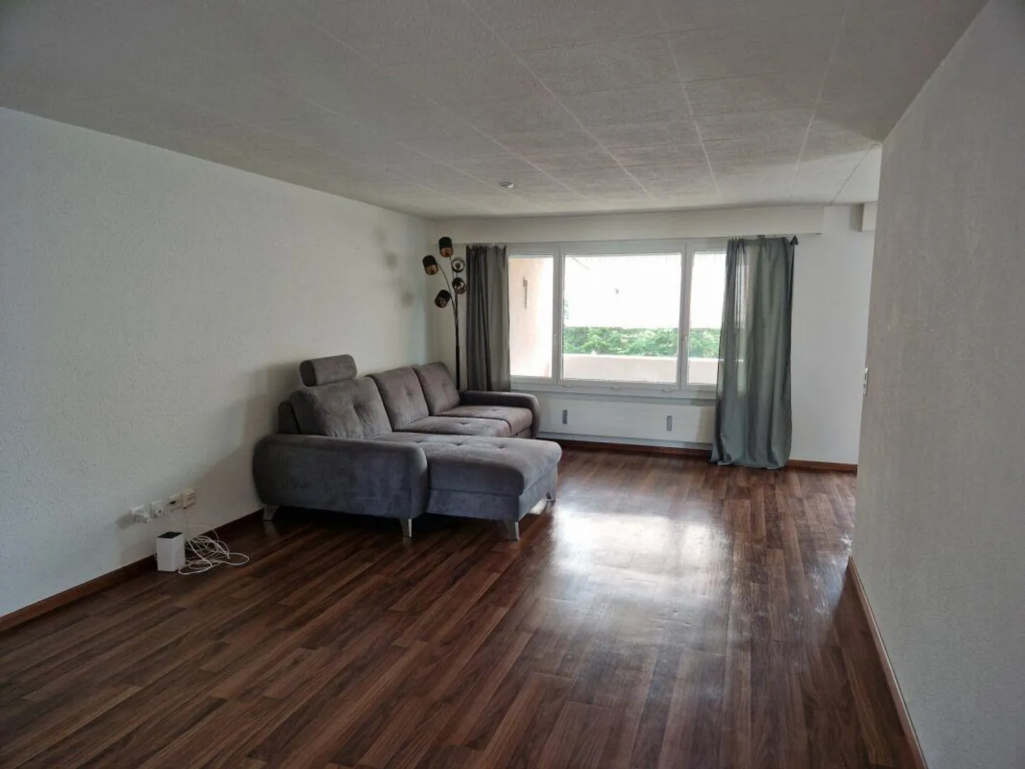 Family-friendly apartment for rent - Photo 3 of 9