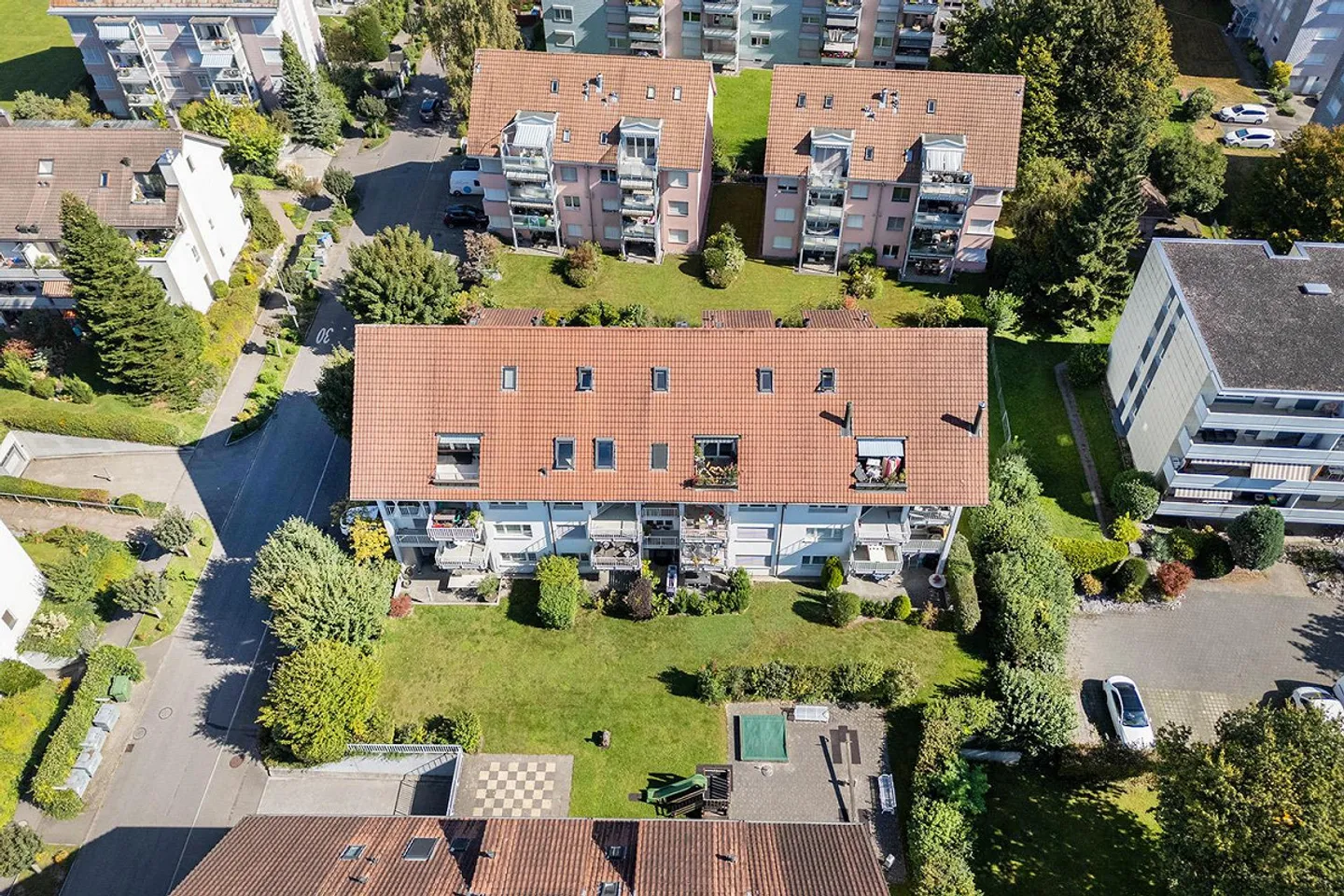 Attractive Garden Apartment with Top Infrastructure - Photo 2 of 13