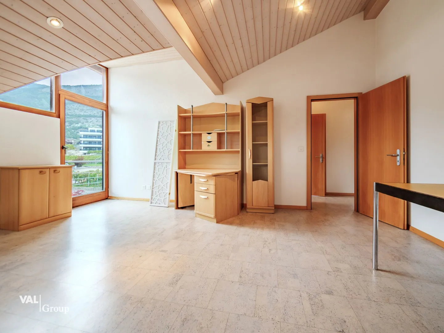 Espace de Vie et Bureau - Photo 11 sur 20