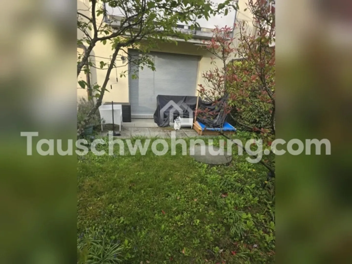 Échange d'un appartement de 2 pièces avec jardin + garage à Wollishofen - Photo 1 sur 9