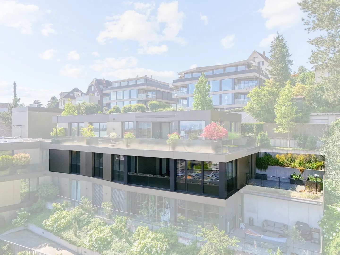 Stilvolle Wohnung mit Stadtblick - Foto 2 von 24