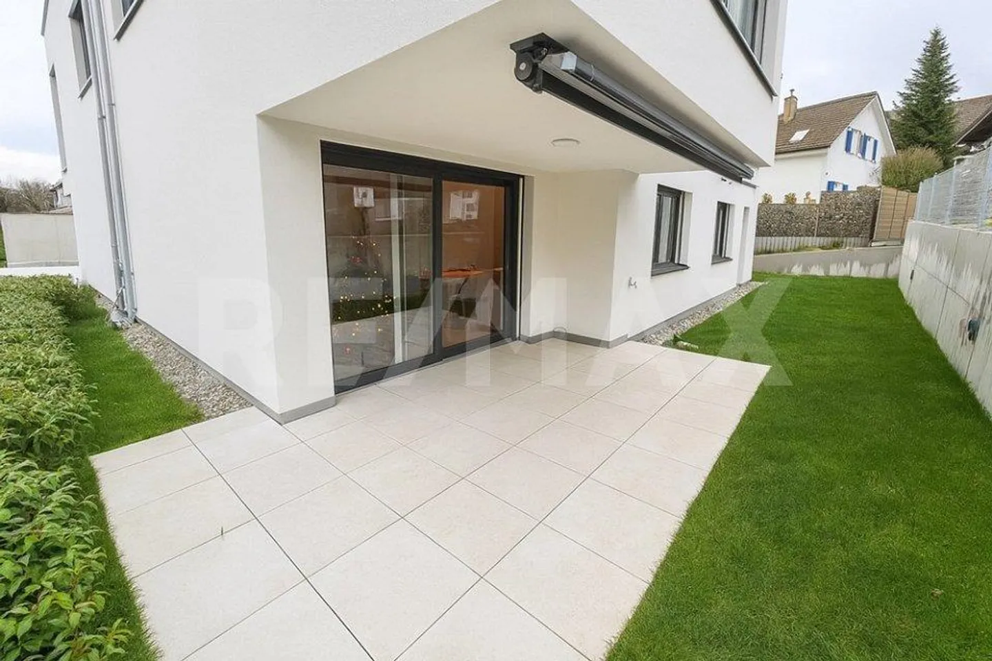 Moderne Doppelhaushälfte in Wohlen AG - Foto 12 von 13