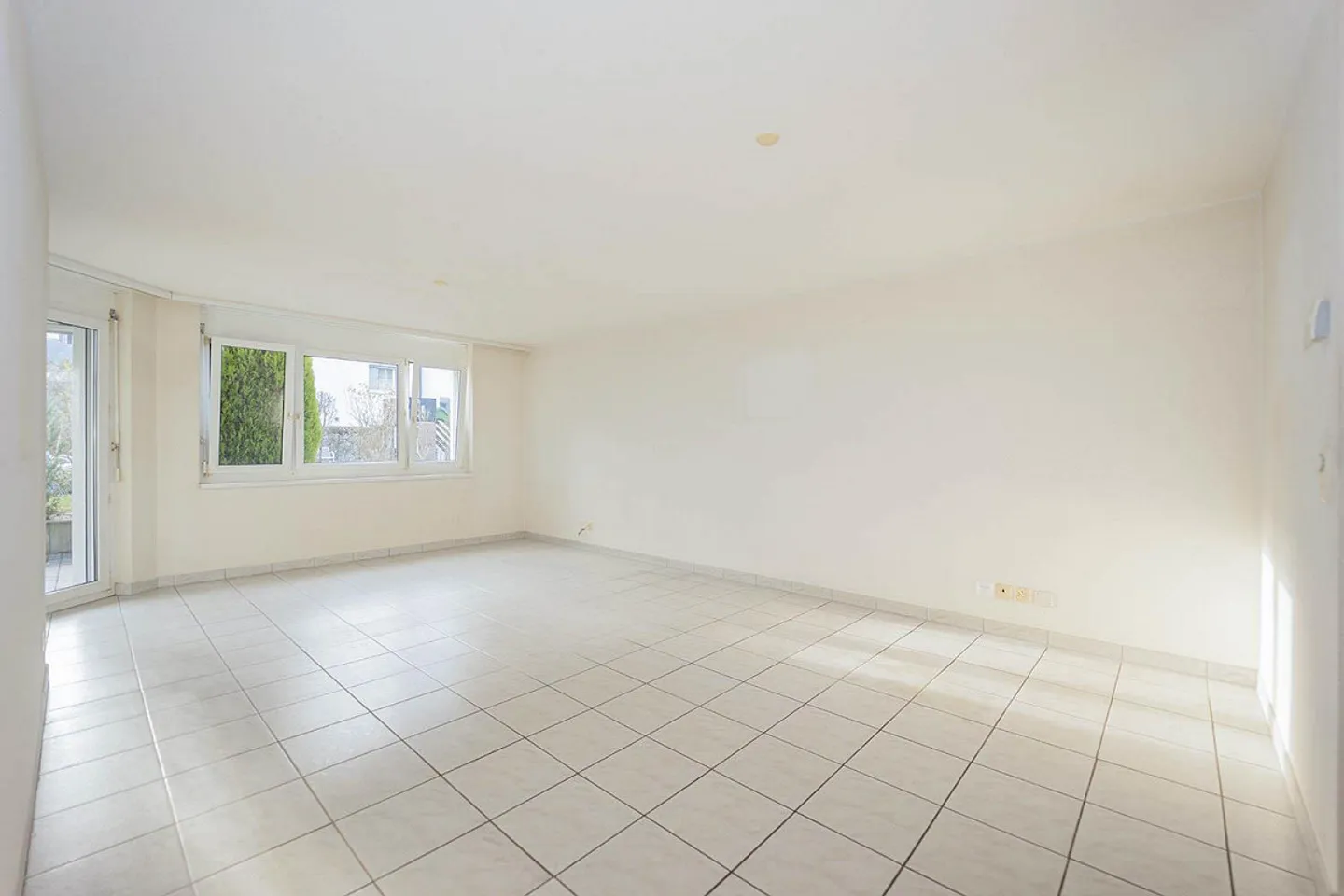 Attractive Garden Apartment with Top Infrastructure - Photo 5 of 13