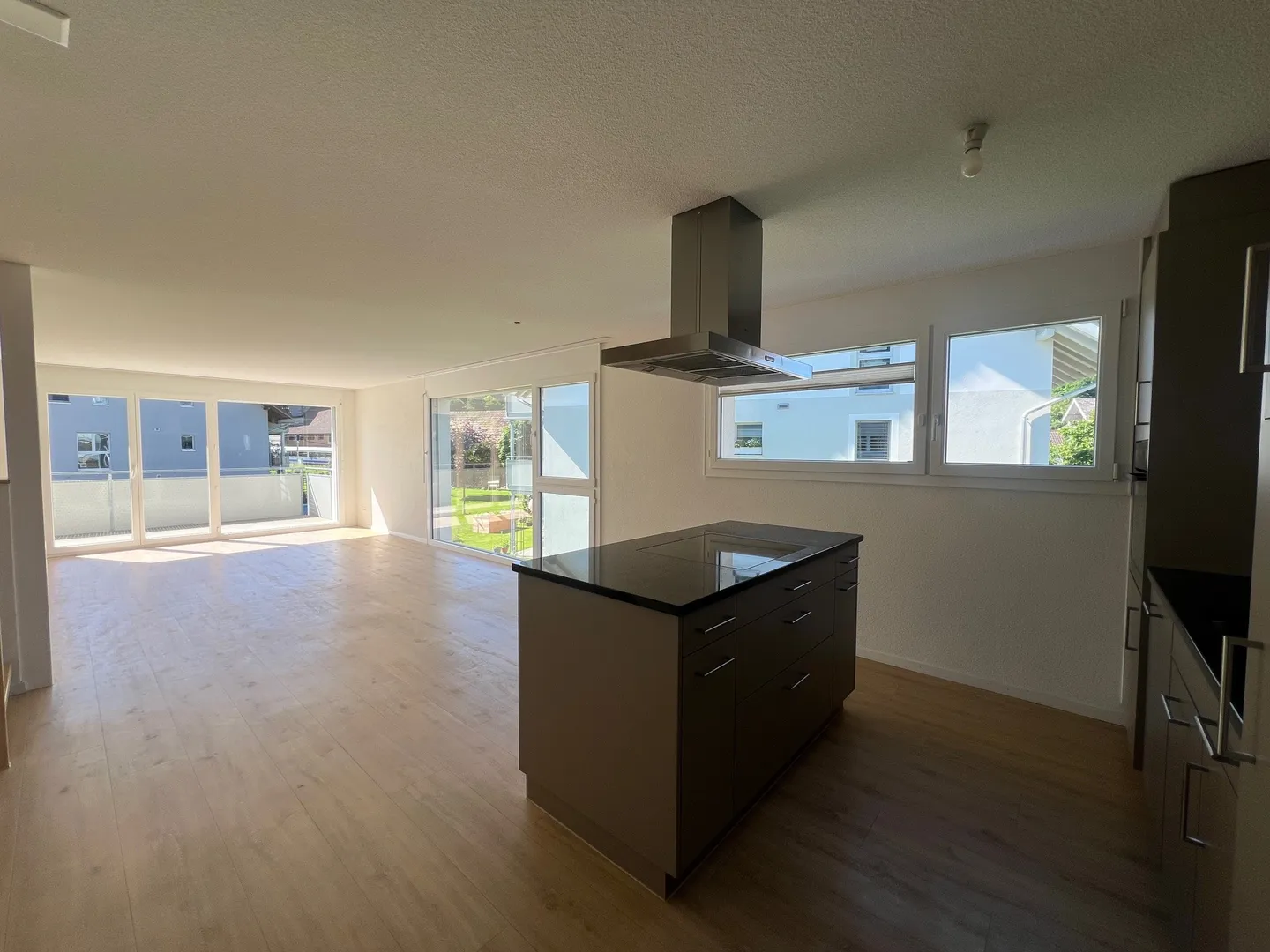 Geräumige 5.5-Zimmer Wohnung - Foto 4 von 13