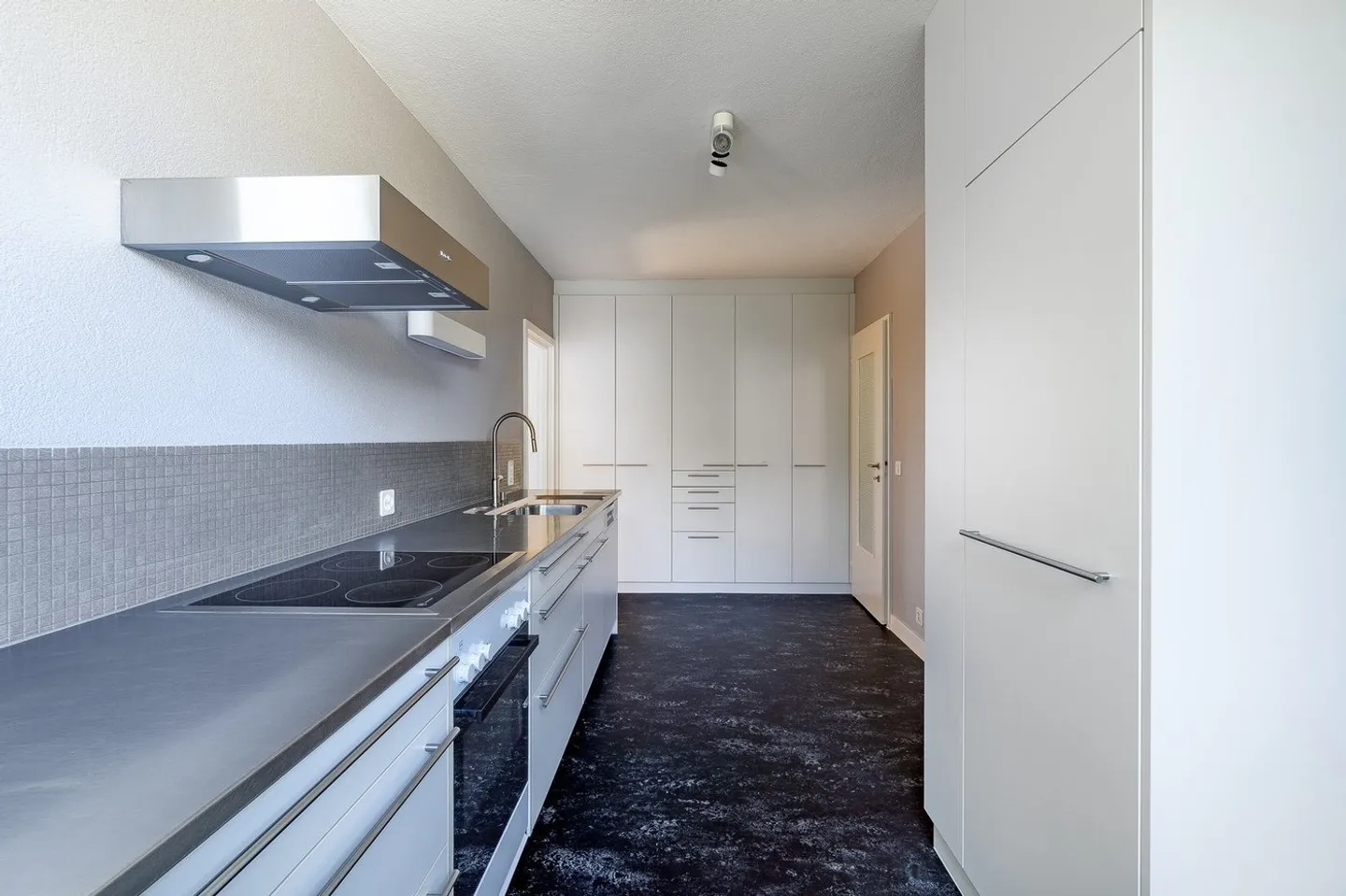 Casa unifamiliare da sogno di 7,5 locali con grande giardino e due ingressi - Foto 8 di 20