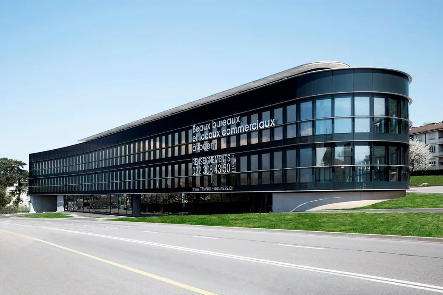 Parkplatz im Freien mieten - Foto 1 von 2