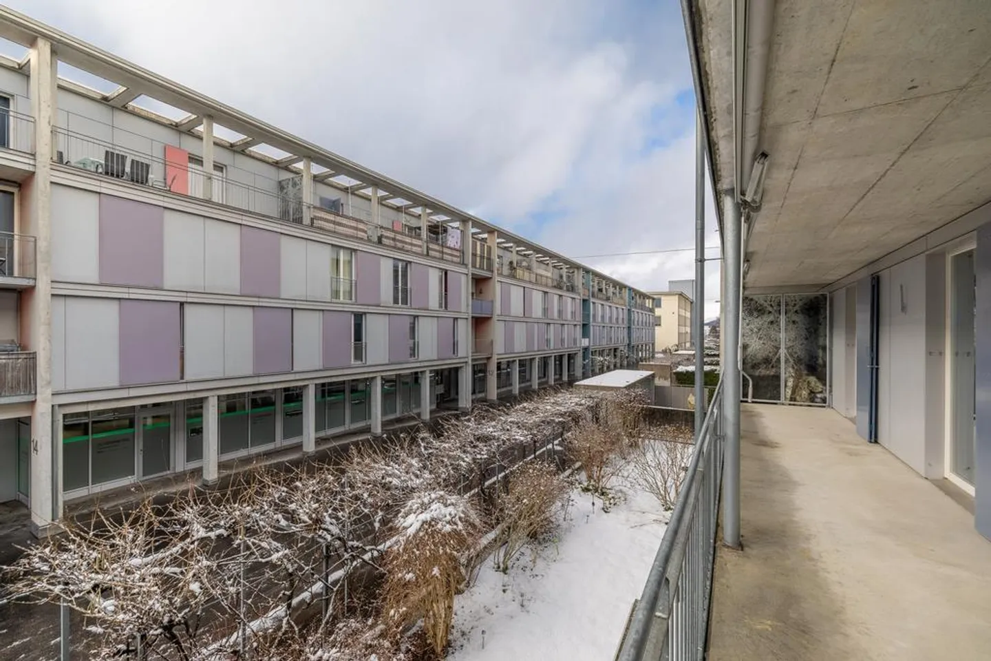 Bright 3.5-room apartment with beautiful balcony - Photo 10 of 10