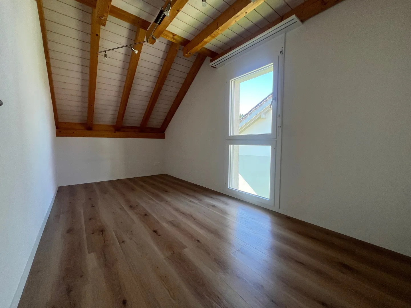 Geräumige 5.5-Zimmer Wohnung - Foto 10 von 13