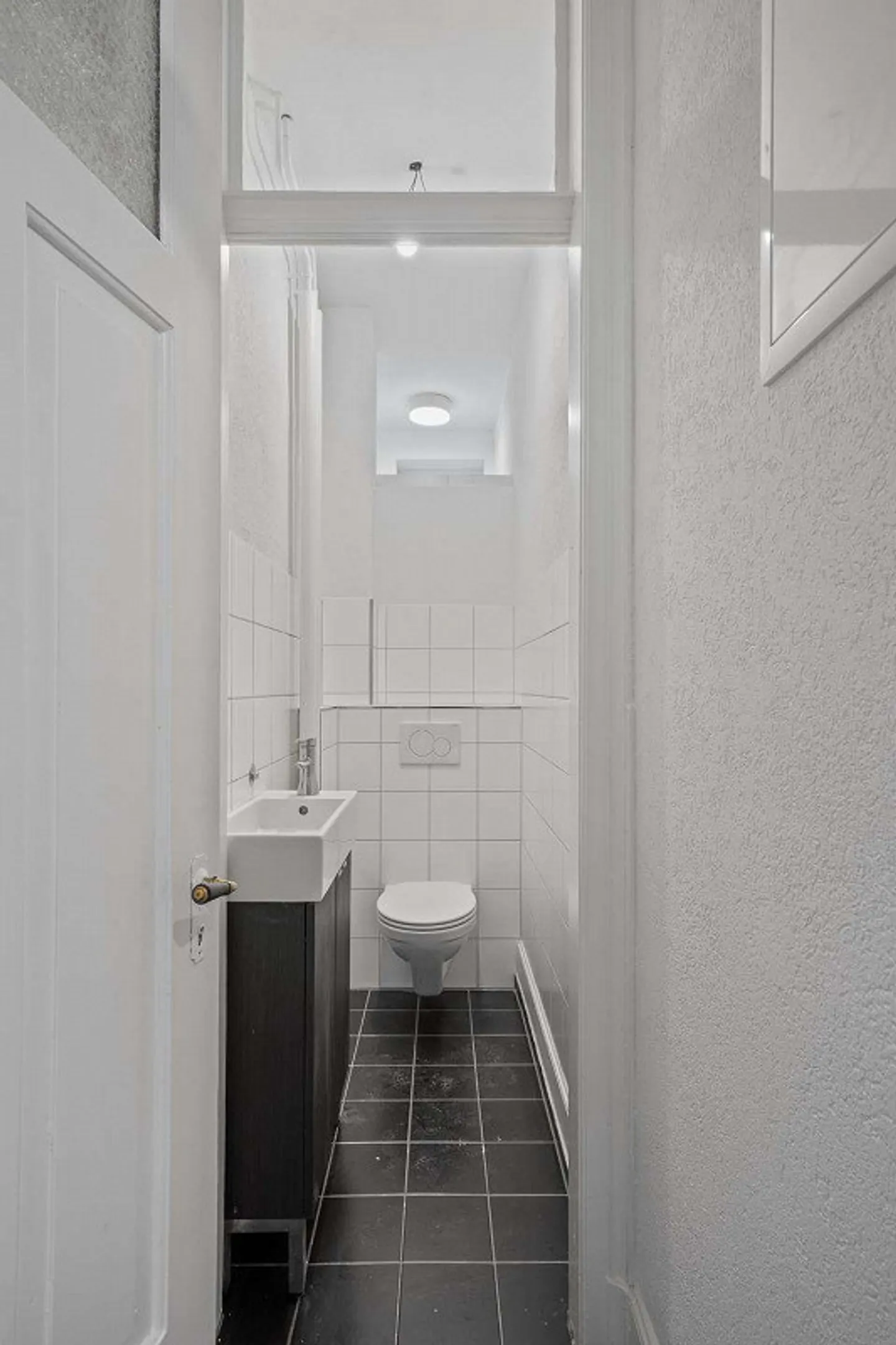 Incantevole appartamento di 3,5 stanze, appena ristrutturato e pronto per essere abitato - Foto 5 di 14