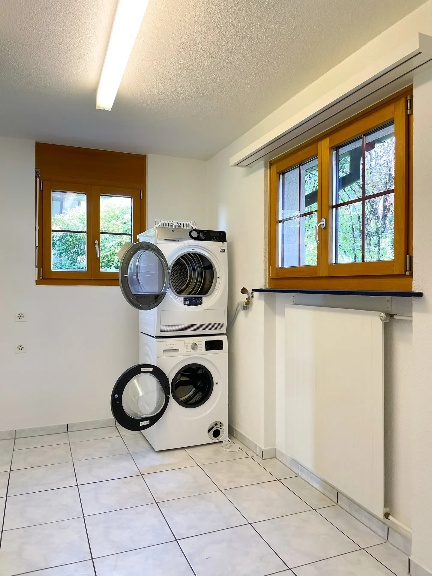 Grande casa unifamiliare con paesaggio da giardino idilliaco e assoluta tranquillità - Foto 15 di 19