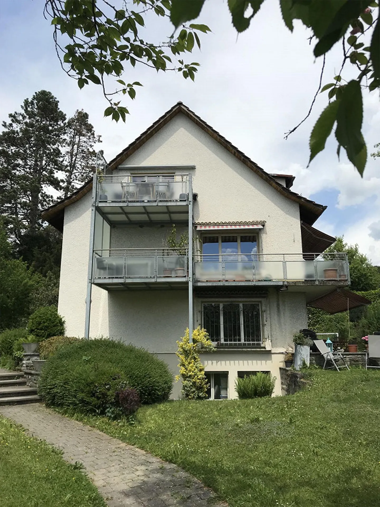 Geräumige Wohnung mit Balkon - Foto 1 von 8