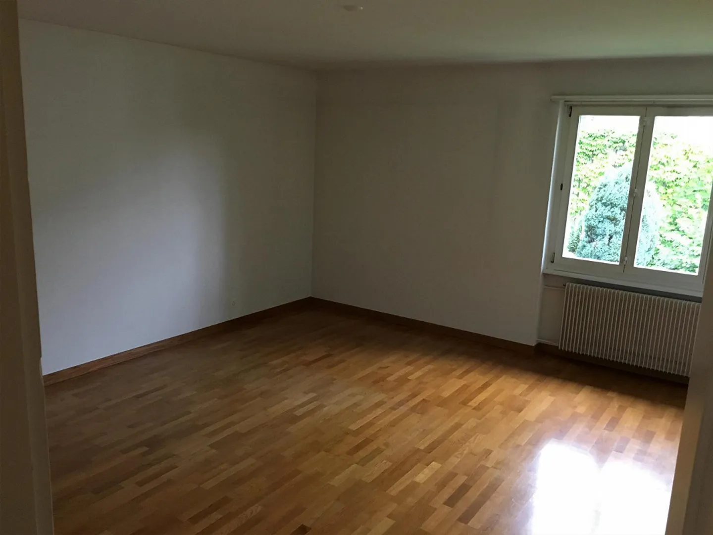 Geräumige Wohnung mit Balkon - Foto 7 von 8