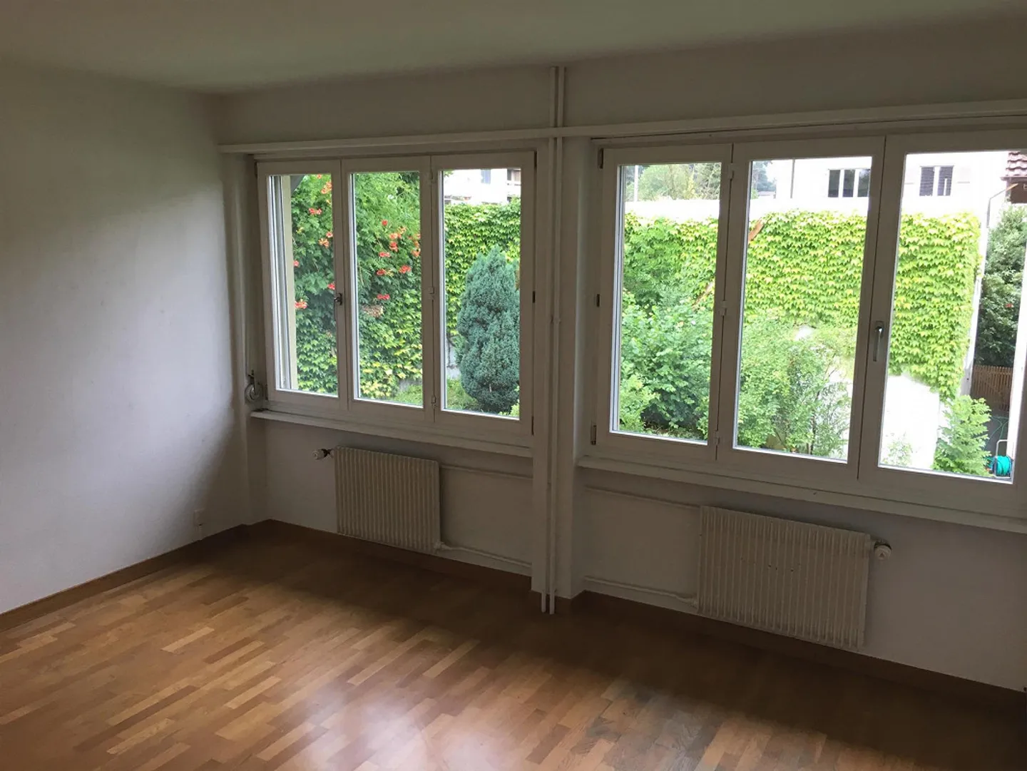 Geräumige Wohnung mit Balkon - Foto 6 von 8