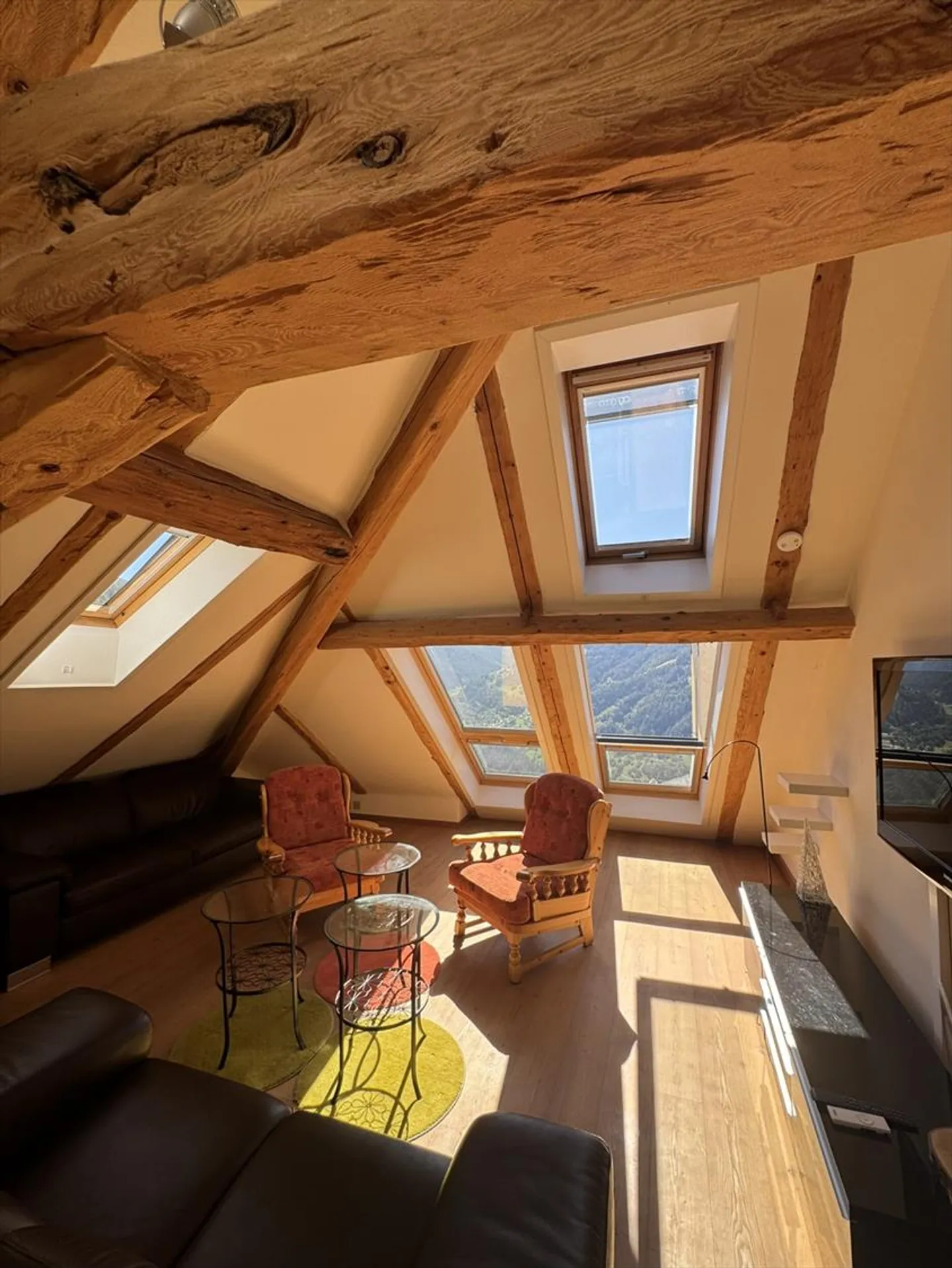 4-room duplex apartment in the center of the village - Photo 18 of 45