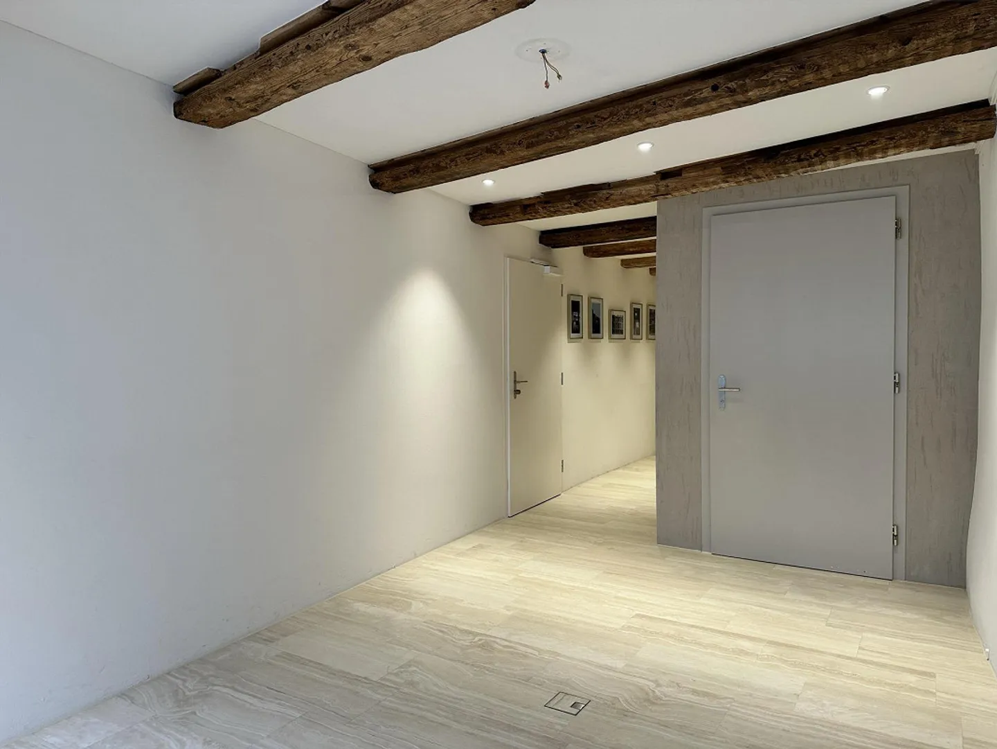 Showroom/Ufficio attraente in posizione privilegiata Centro storico di Wil SG - Foto 9 di 13