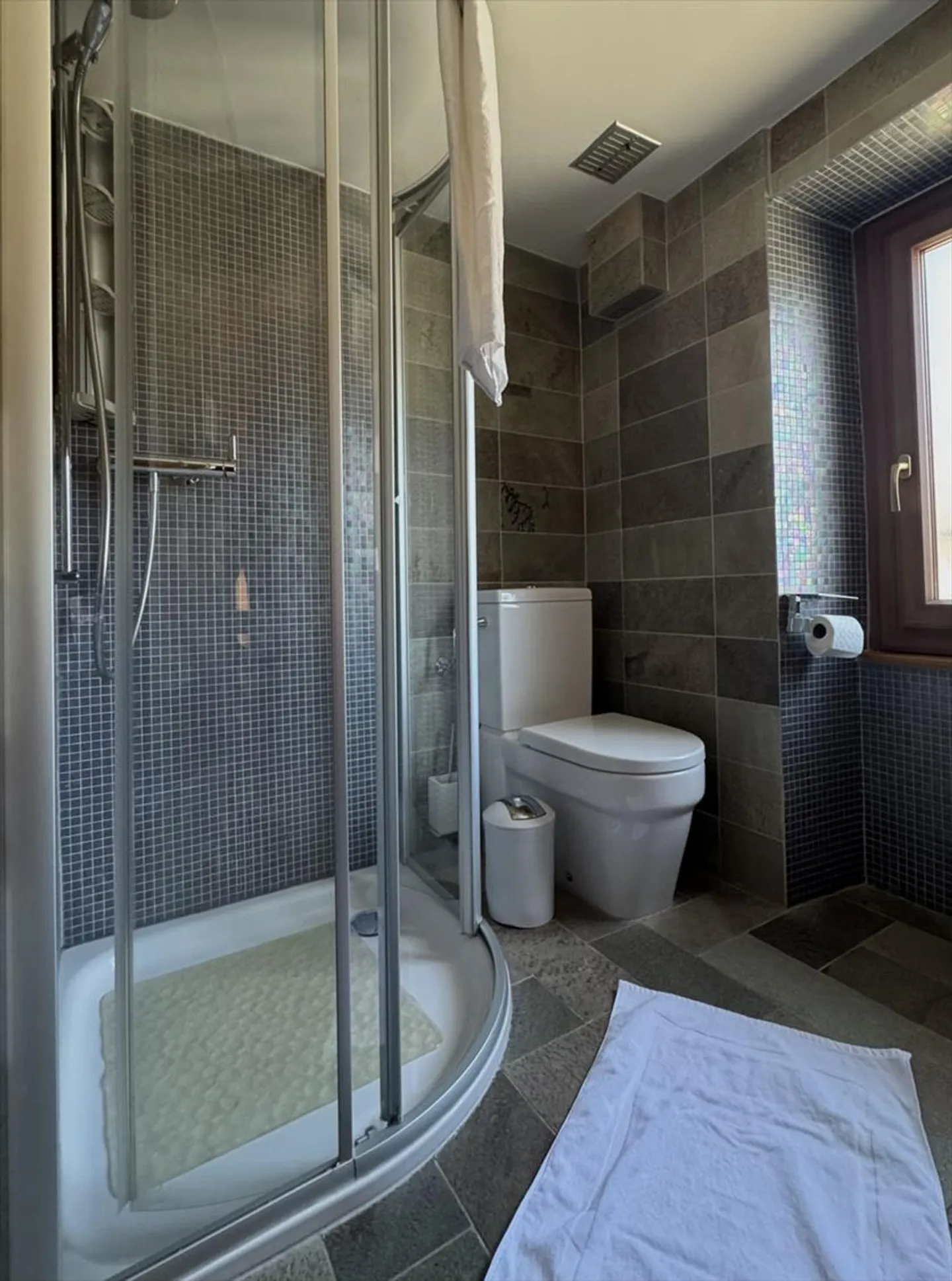 4-room duplex apartment in the center of the village - Photo 28 of 45