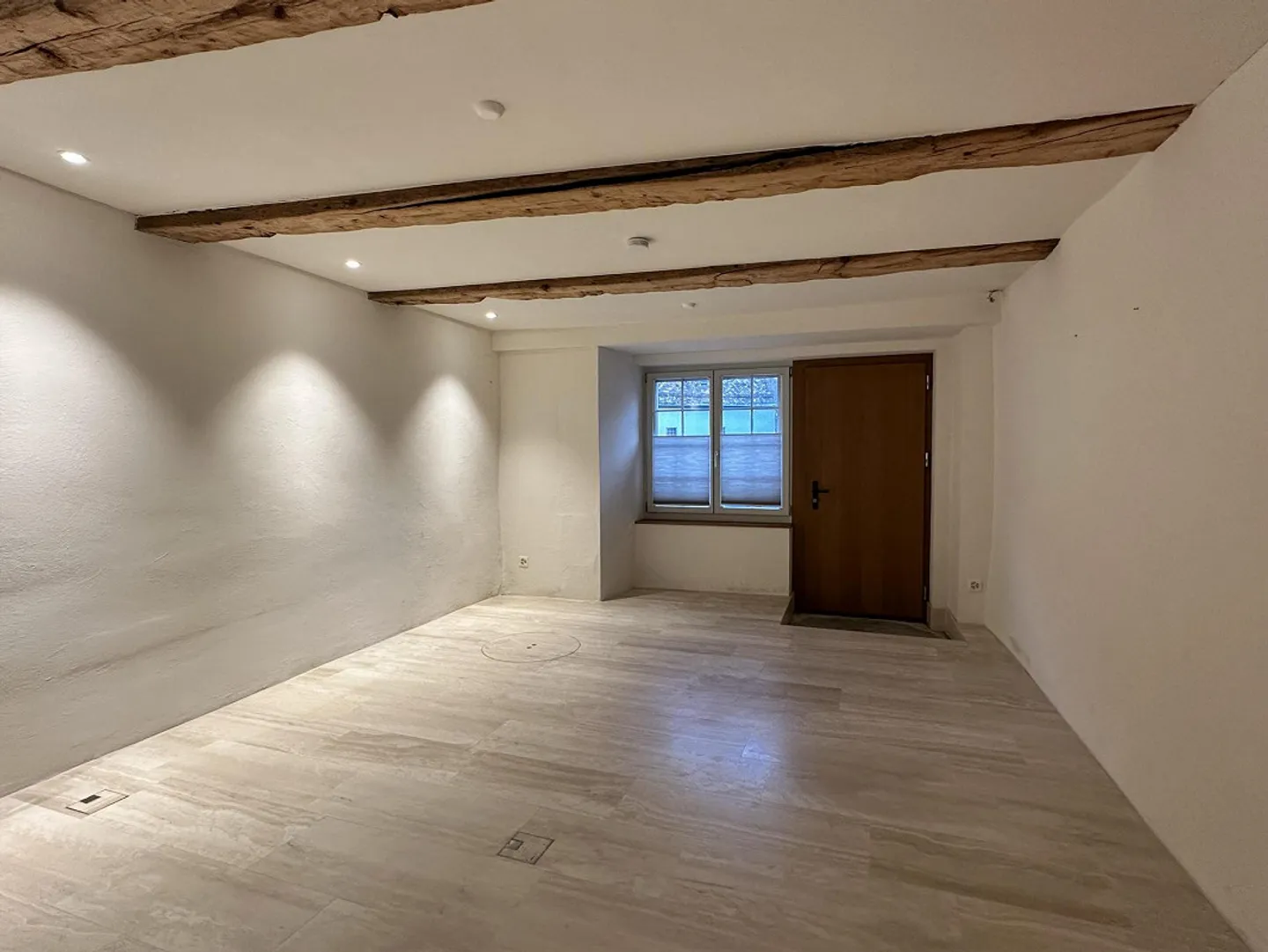 Showroom/Ufficio attraente in posizione privilegiata Centro storico di Wil SG - Foto 12 di 13