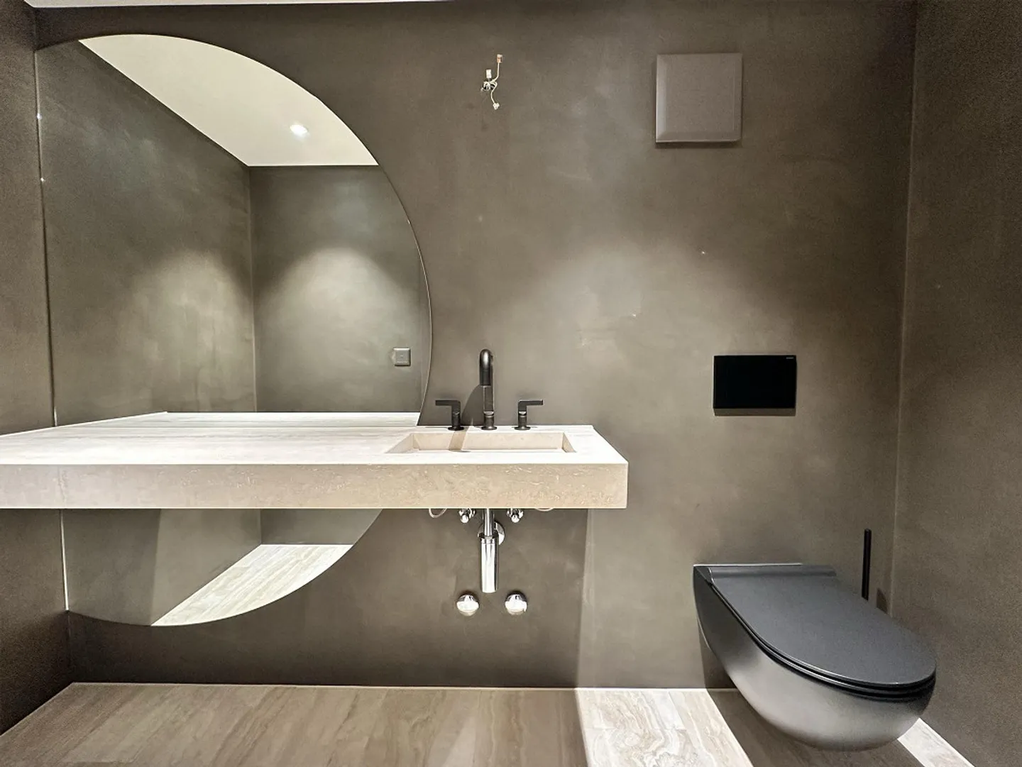 Showroom/Ufficio attraente in posizione privilegiata Centro storico di Wil SG - Foto 13 di 13