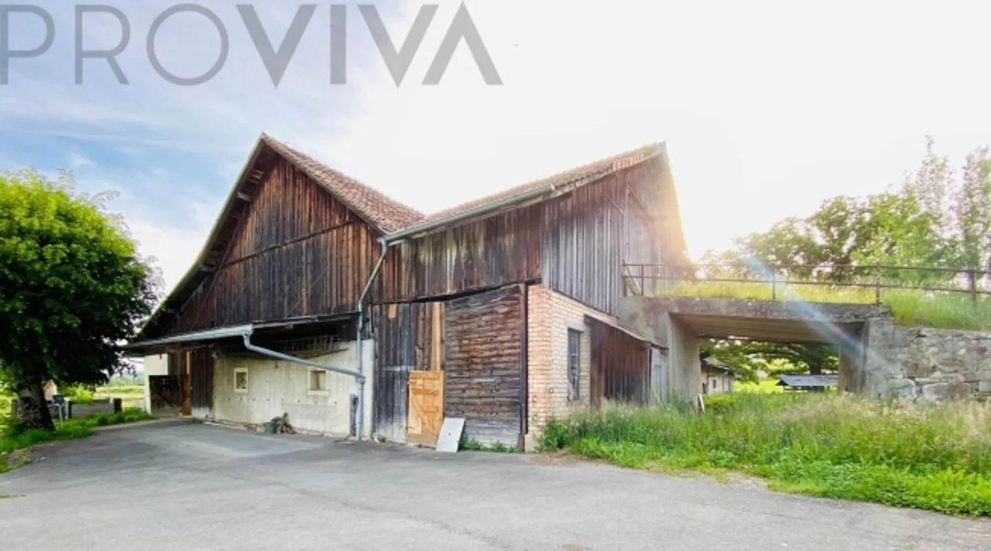 Casa padronale con fienile e grande terreno - Foto 6 di 6