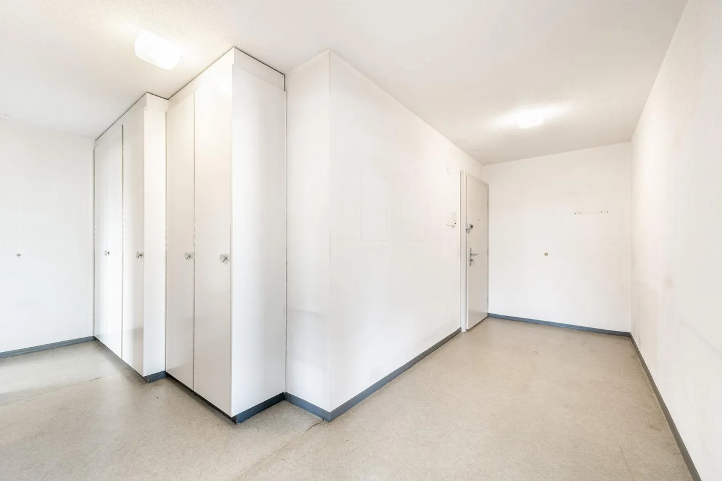 Appartamento di 3 stanze molto centrale con vista sul verde - Foto 2 di 12