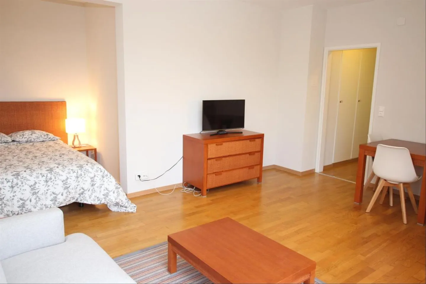 studio appartement - Photo 2 sur 5