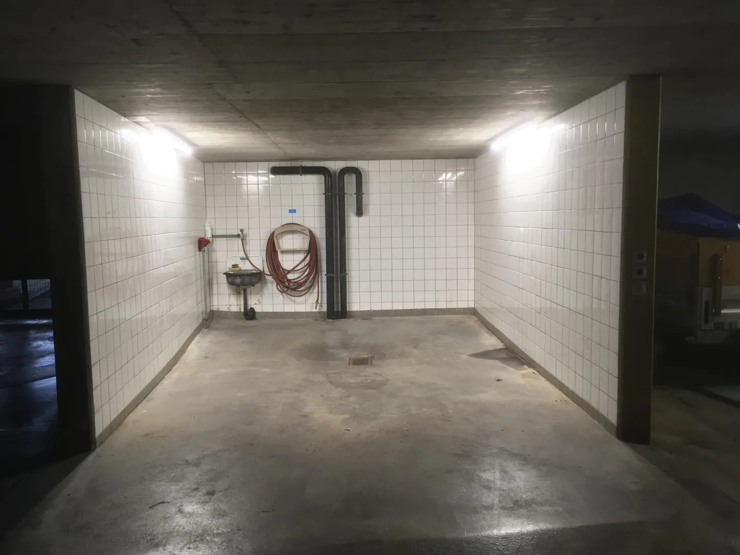 Parking space in the Sonnenfeld district Steffisburg - Photo 2 of 3